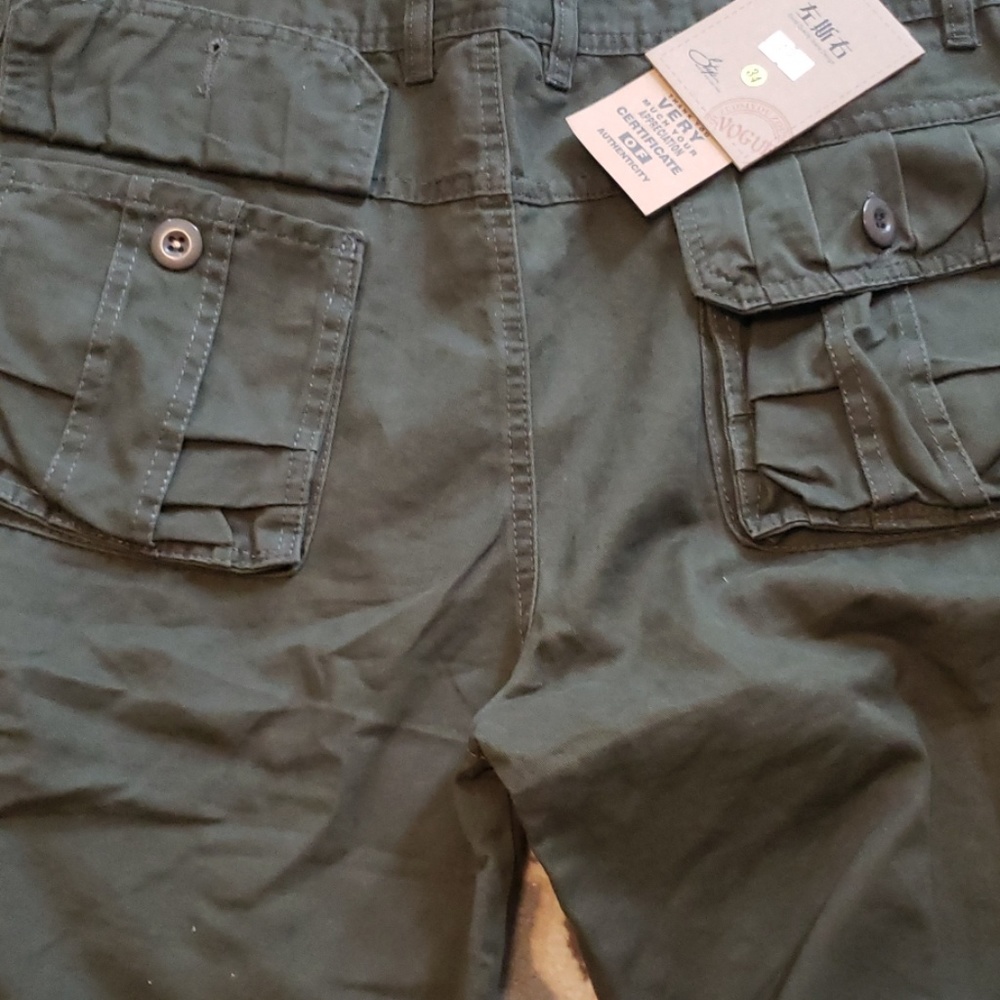 Cargo  shorts - Picture 4 of 4